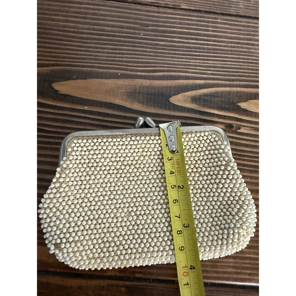 vintage St. Thomas white plastic mesh‎ Coin clutch Purse change wallet